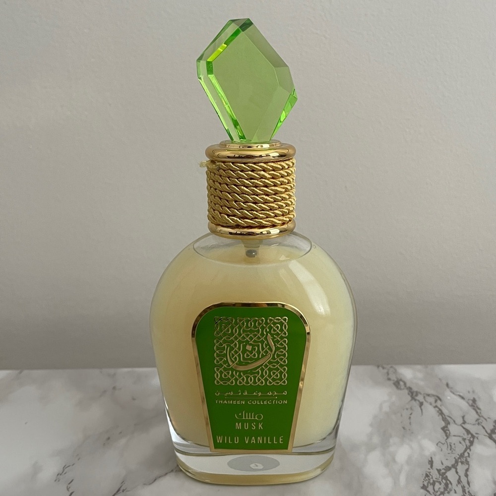 Lattafa Thameen Collection Musk Wild Vanille EDP Spray for Women 3.4 oz 80% vol